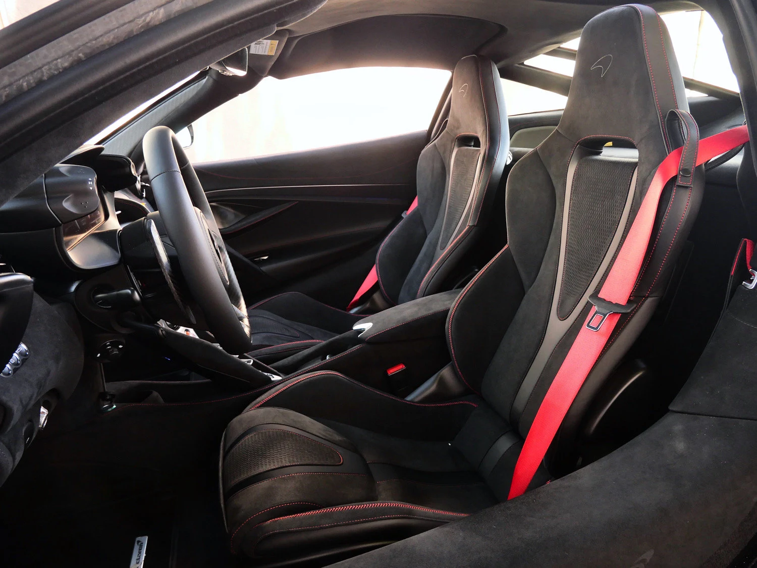 2027 McLaren 750S interior, seats, Carbon Black