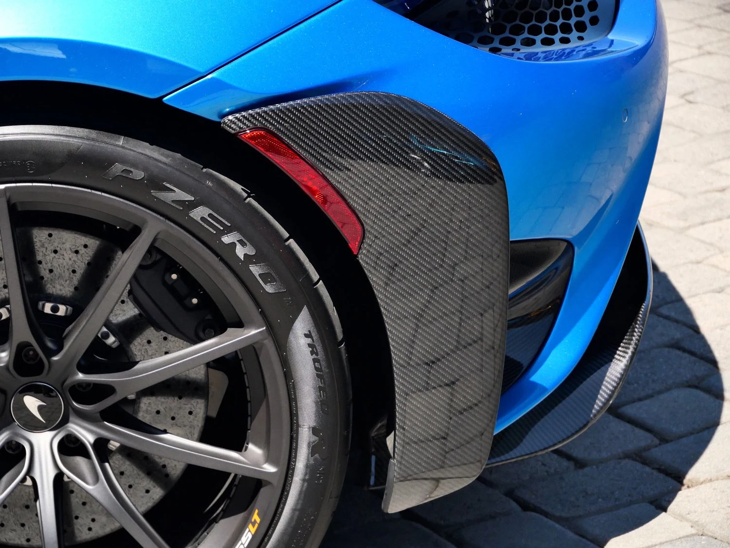 2022 McLaren 765LT Spider, detail