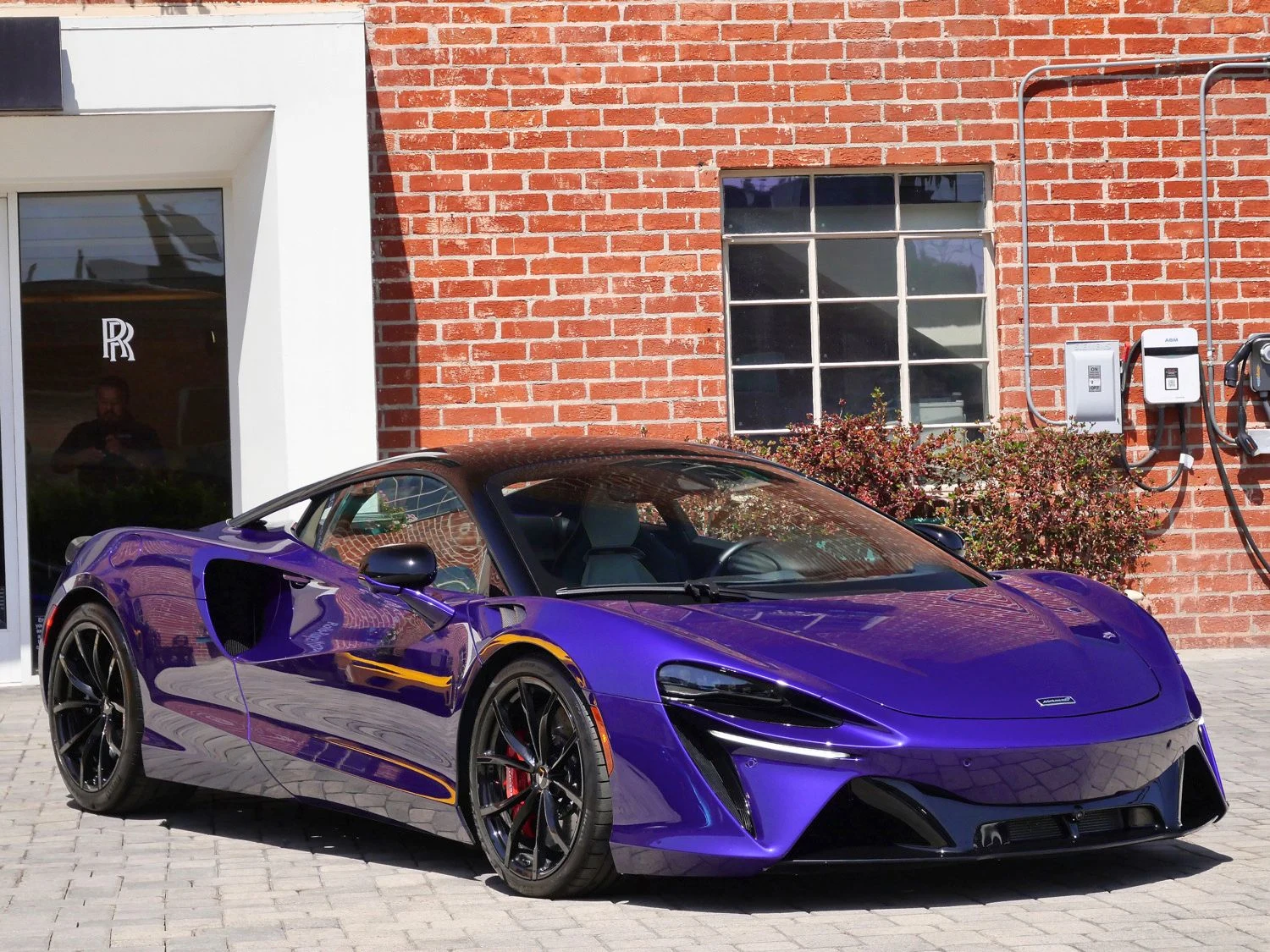 2023 McLaren Artura for sale, exterior, Purple