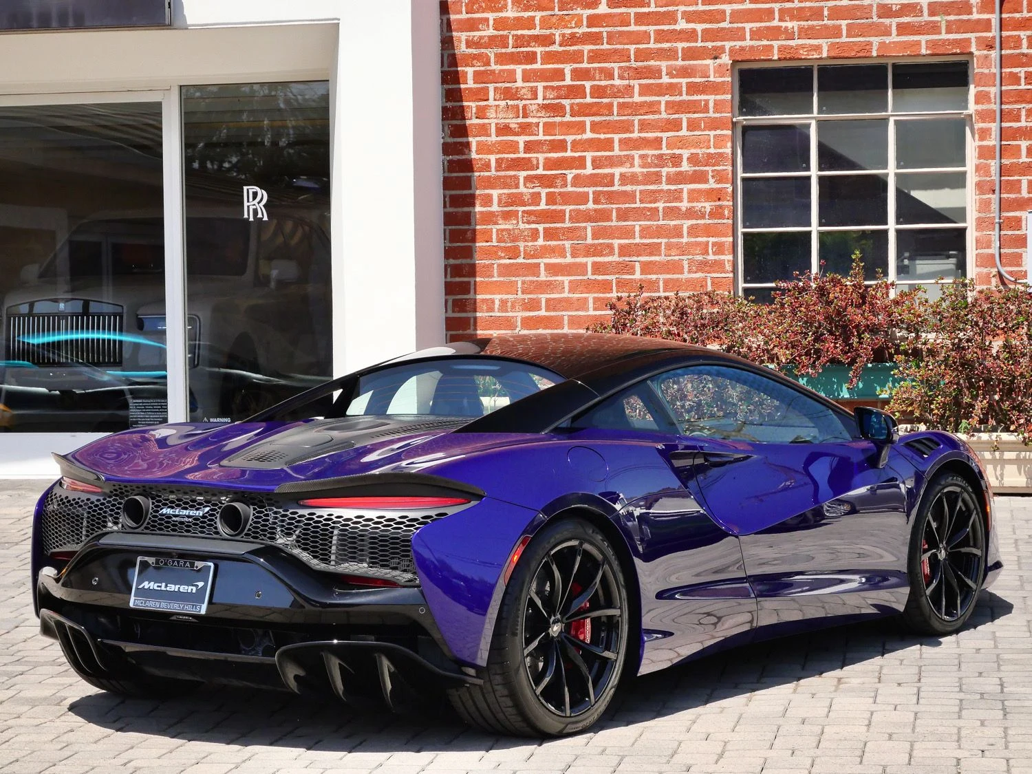 2023 McLaren Artura for sale, exterior, Purple