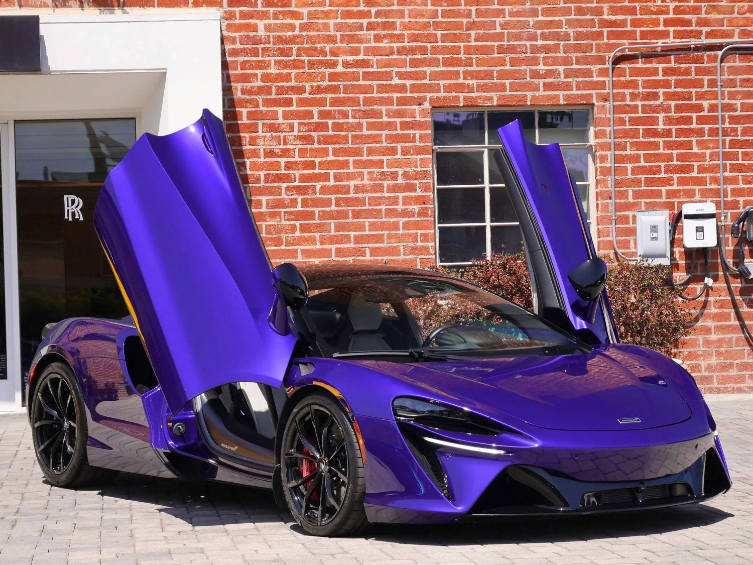 2023 McLaren Artura for sale, exterior, Purple