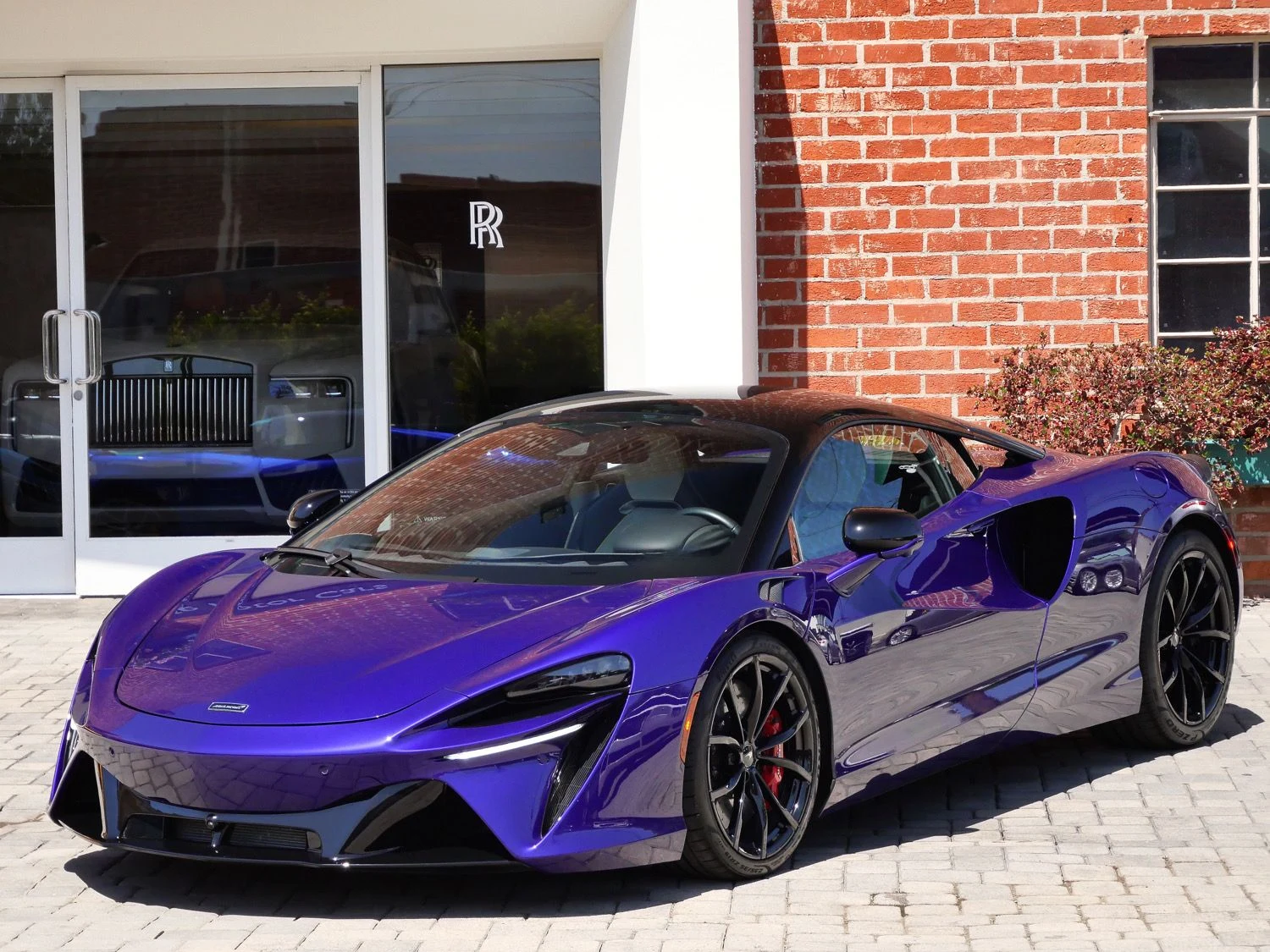 2023 McLaren Artura for sale, exterior, Purple