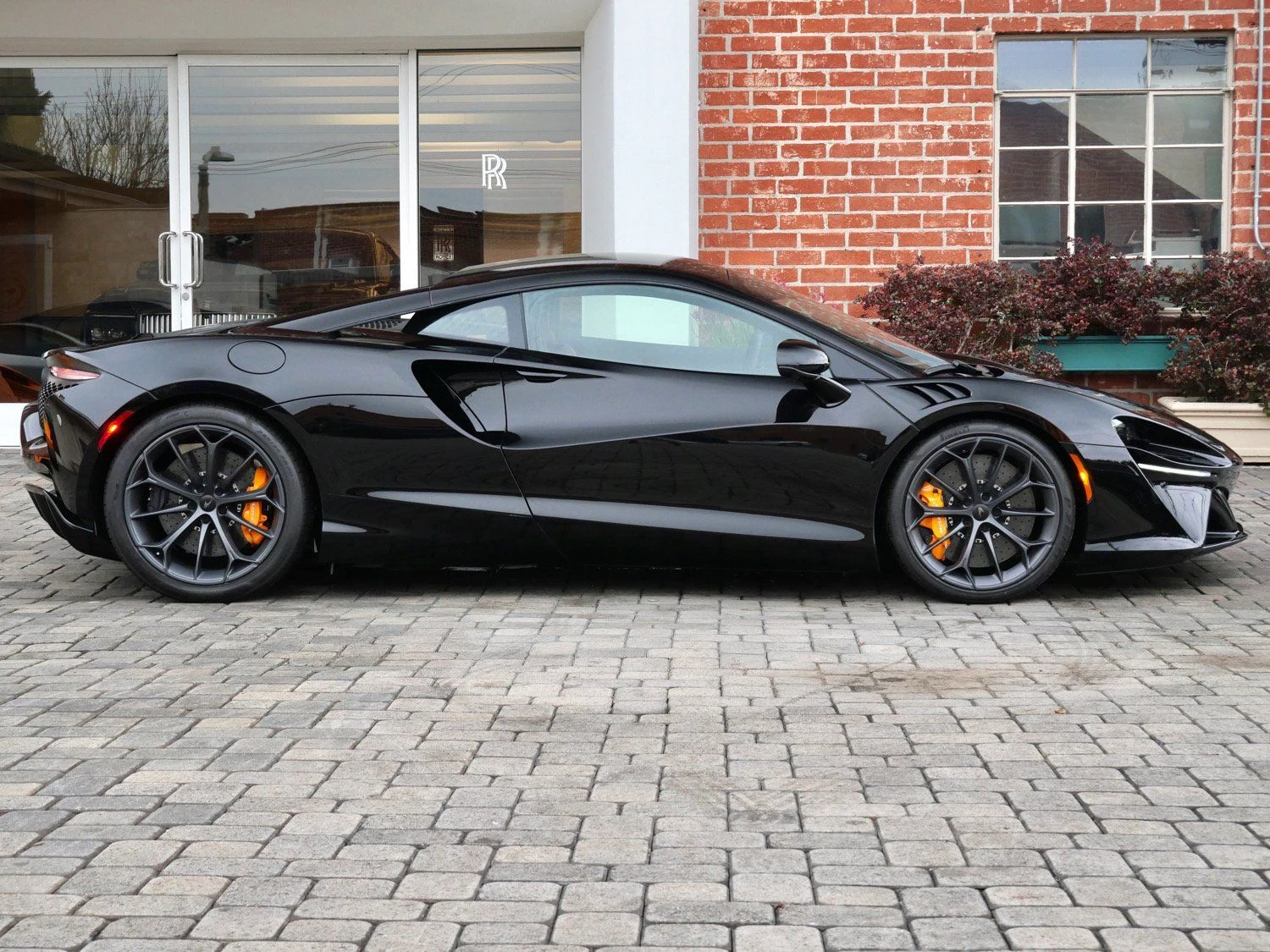 2026 McLaren Artura for sale, exterior, Black