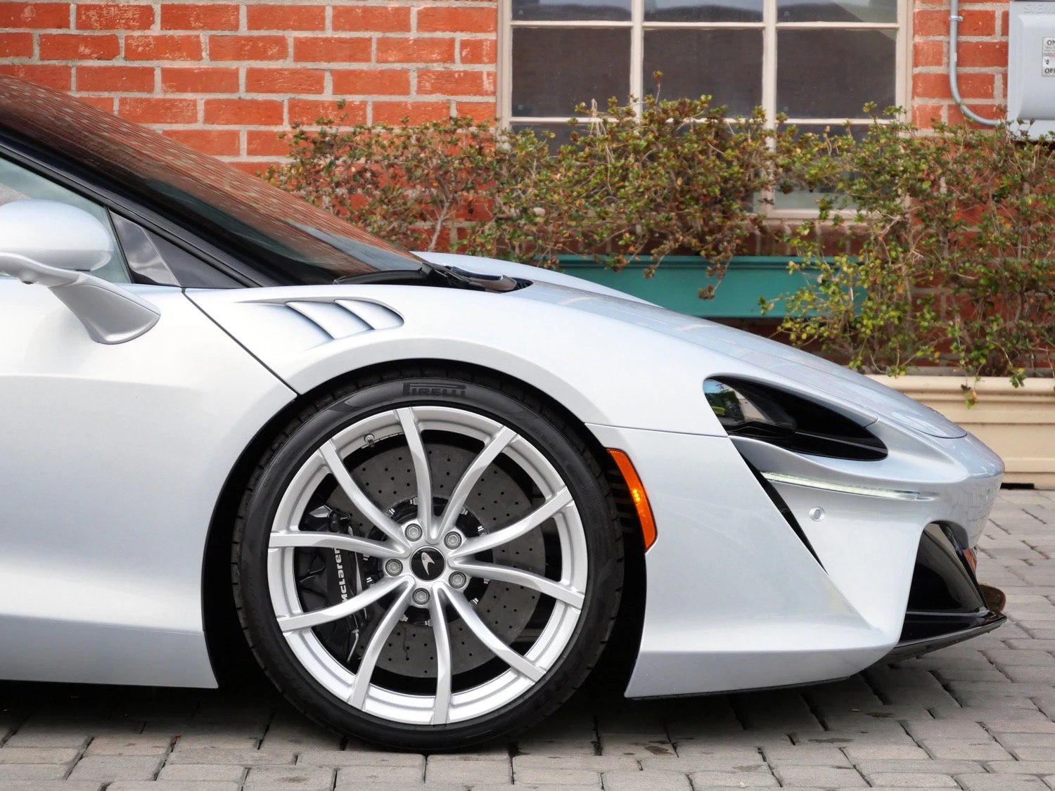2026 McLaren Artura for sale, exterior, Silver