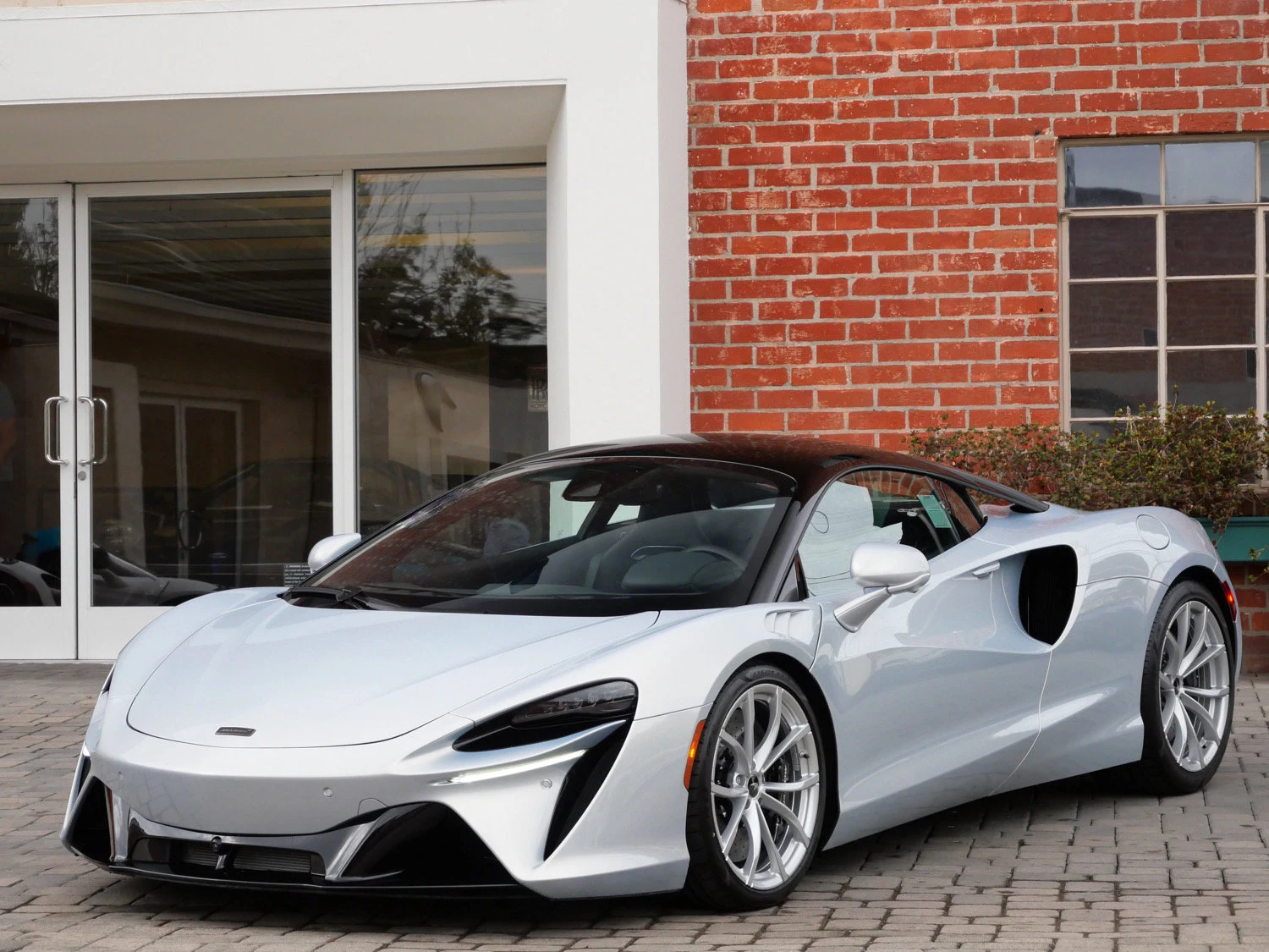 2026 McLaren Artura for sale, exterior, Silver