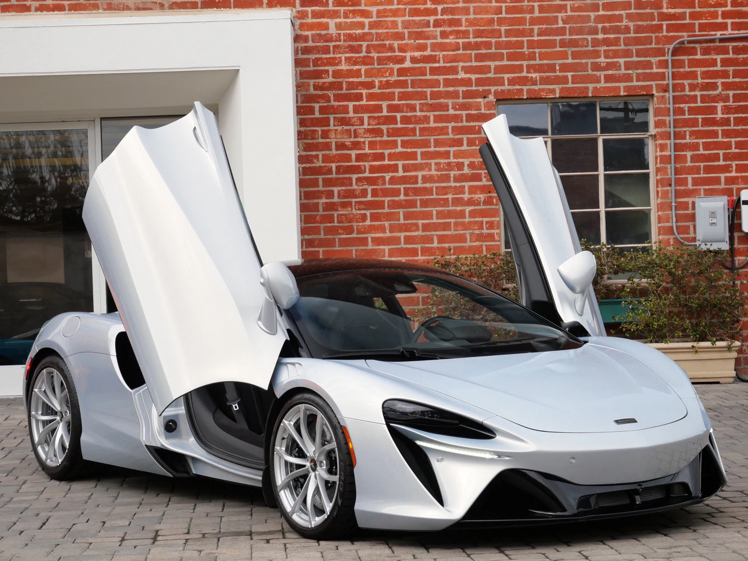 2026 McLaren Artura for sale, exterior, Silver