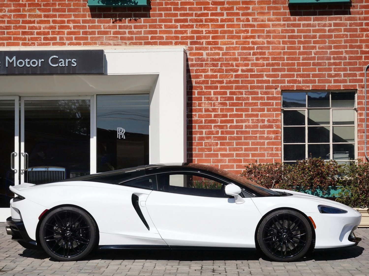 2023 McLaren GT for sale, exterior, White