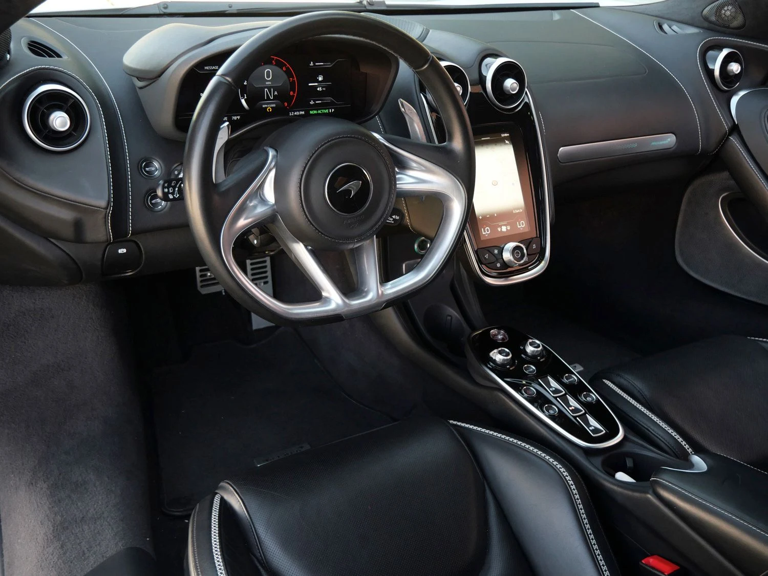2023 McLaren GT interior, Jet Black