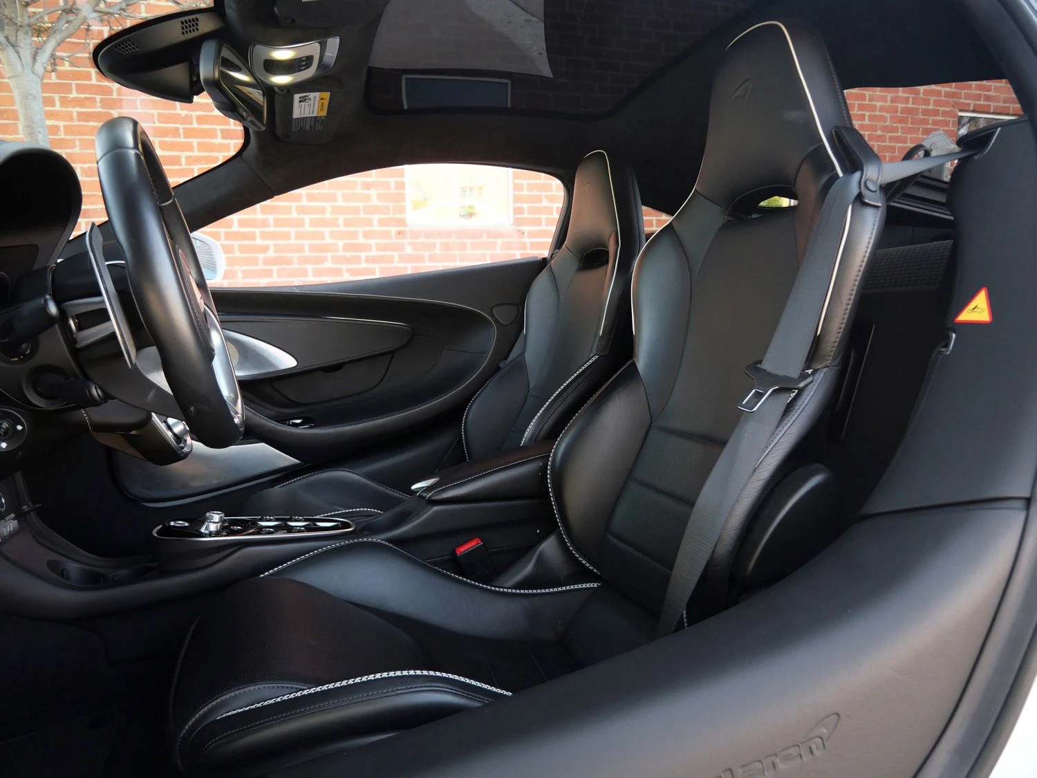2023 McLaren GT interior, seats, Jet Black