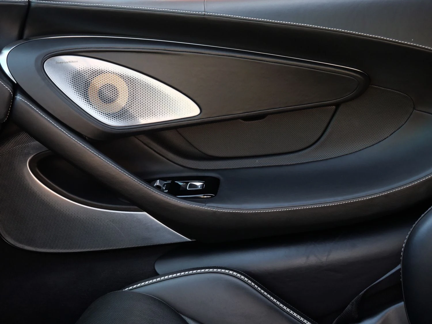 2023 McLaren GT interior, door panel, Jet Black
