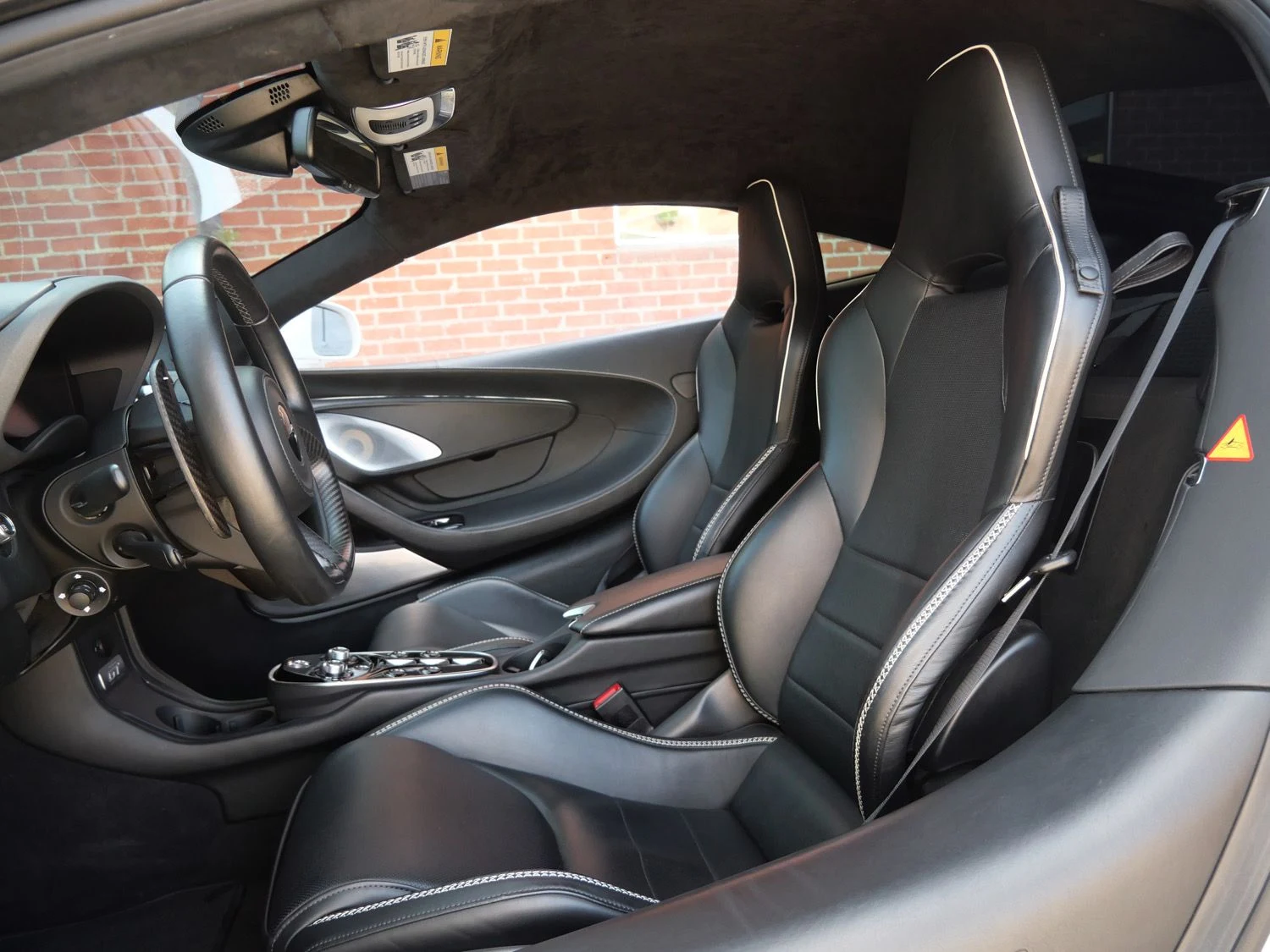 2023 McLaren GT interior, seats, Jet Black