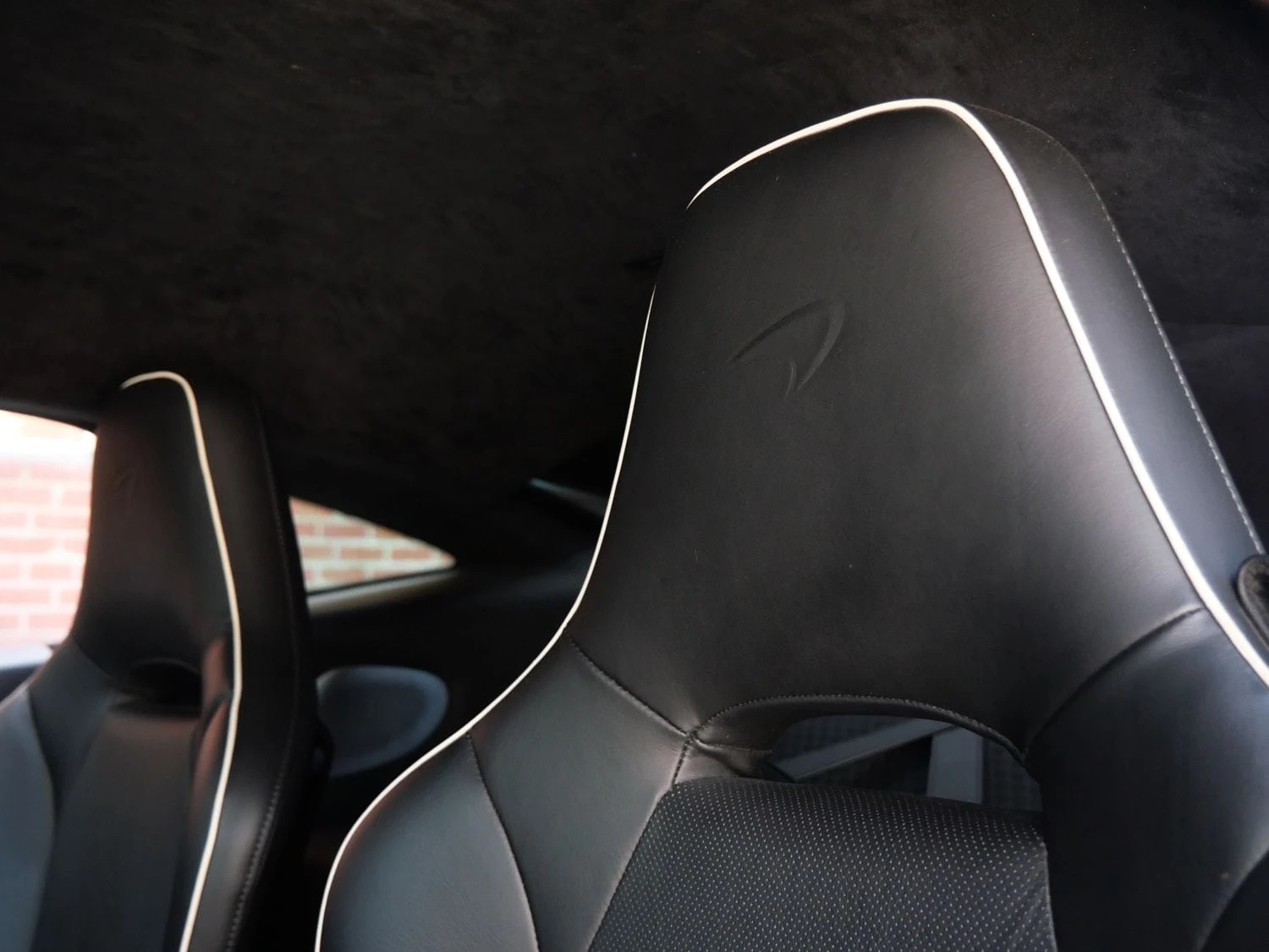 2023 McLaren GT interior, seats, Jet Black