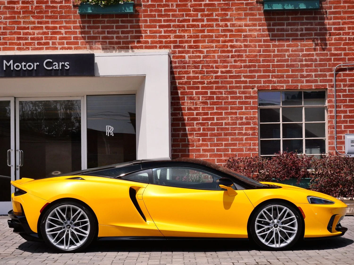 2026 McLaren GTS for sale, exterior, Yellow