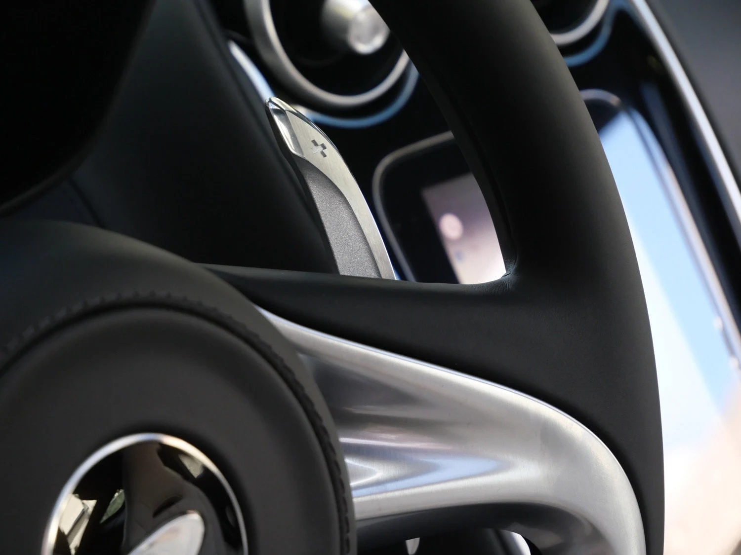 2026 McLaren GTS interior, steering wheel, Porcelain