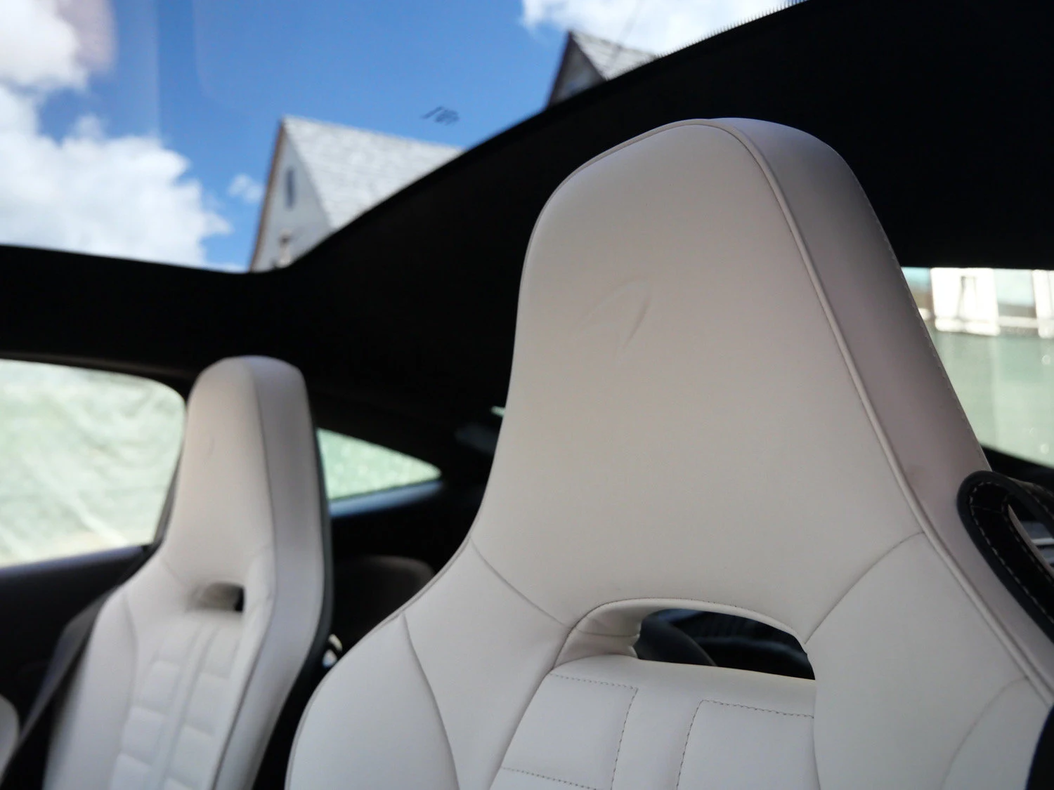 2026 McLaren GTS interior, seats, Porcelain