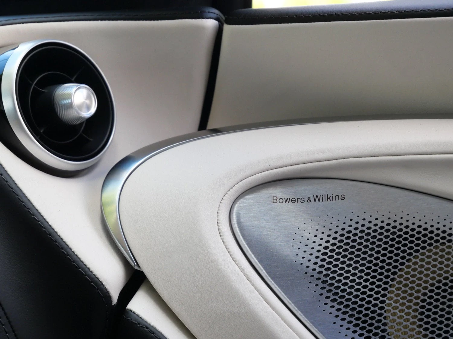 2026 McLaren GTS interior, door panel, Porcelain