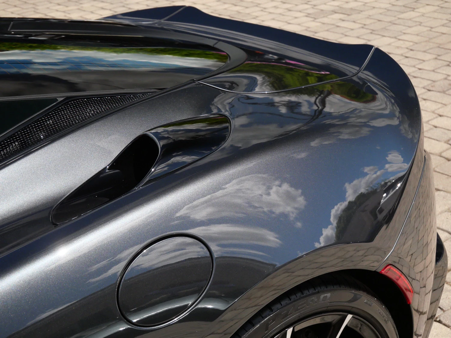 2026 McLaren GTS for sale, exterior, Plateaux