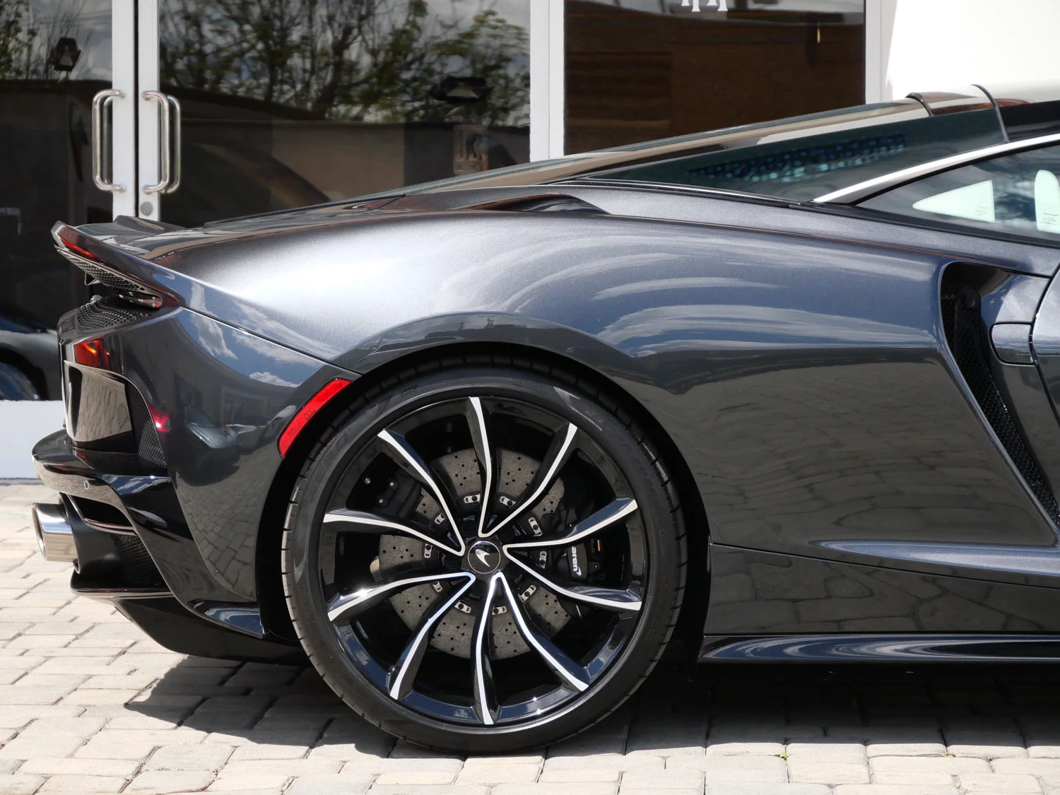 2026 McLaren GTS for sale, exterior, Plateaux