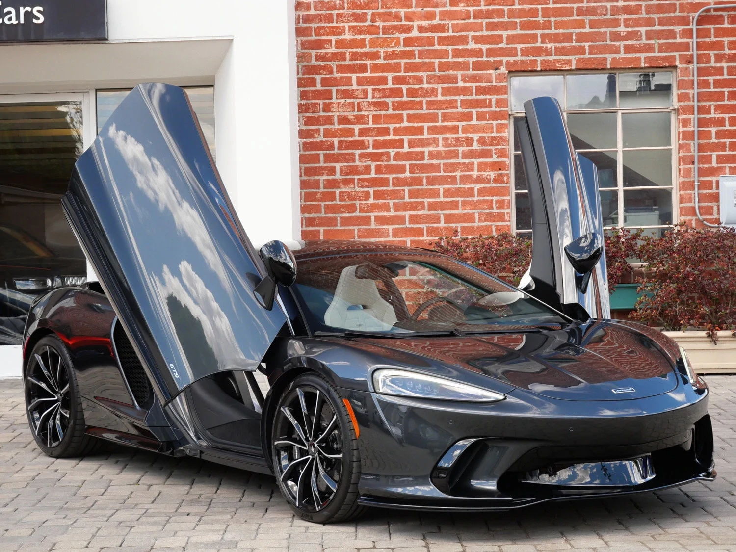 2026 McLaren GTS for sale, exterior, Plateaux