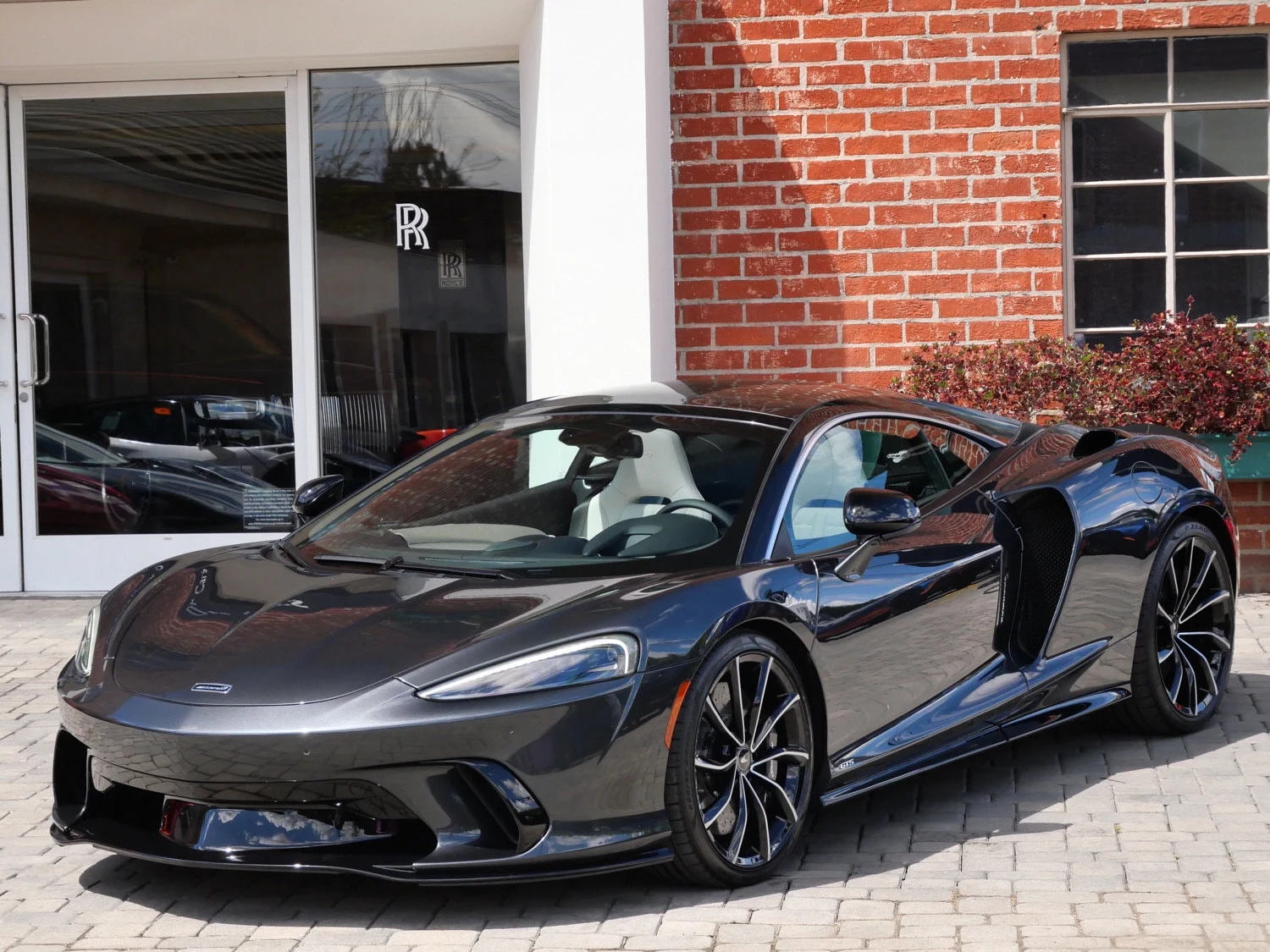 2026 McLaren GTS for sale, exterior, Plateaux