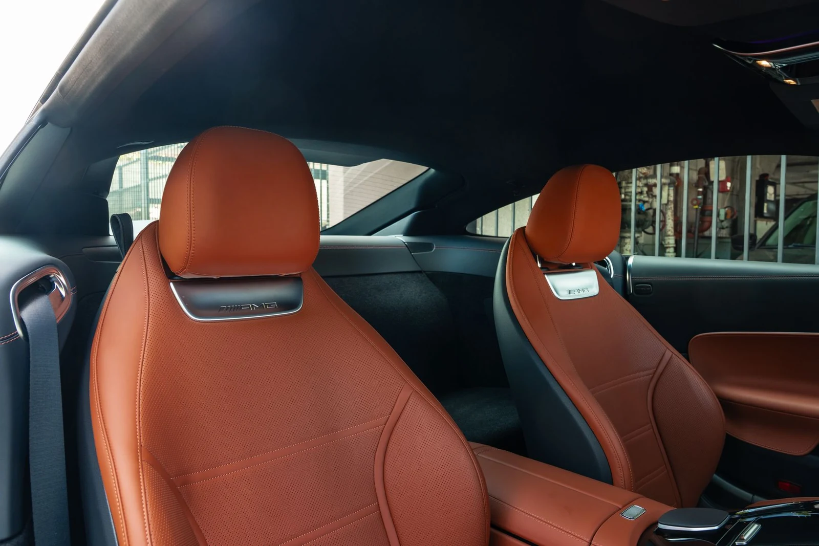 2025 Mercedes-AMG GT 63 interior, seats, Sienna Brown/Black