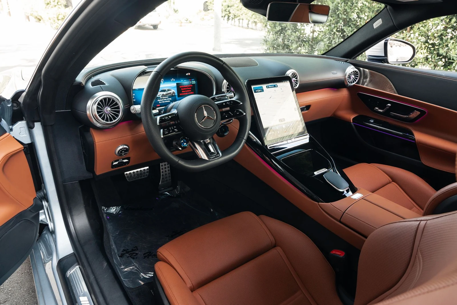 2025 Mercedes-AMG GT 63 interior, dashboard, Sienna Brown/Black