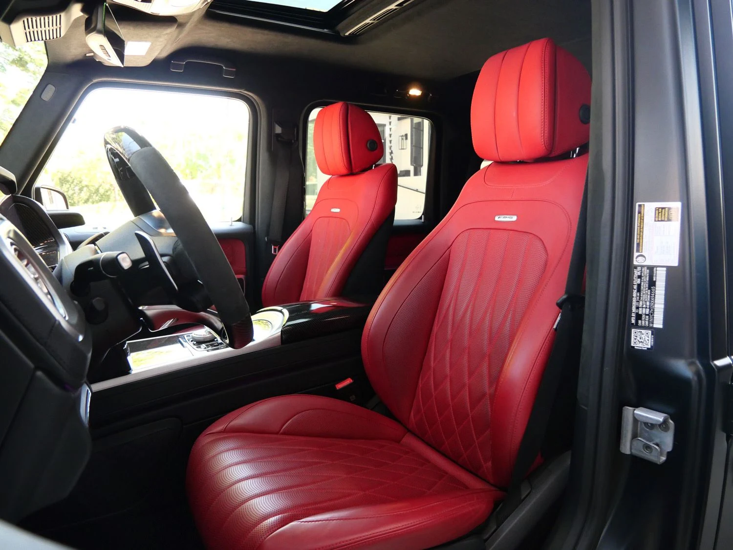 2024 Mercedes-AMG G 63 interior, seats, Classic Red/Black