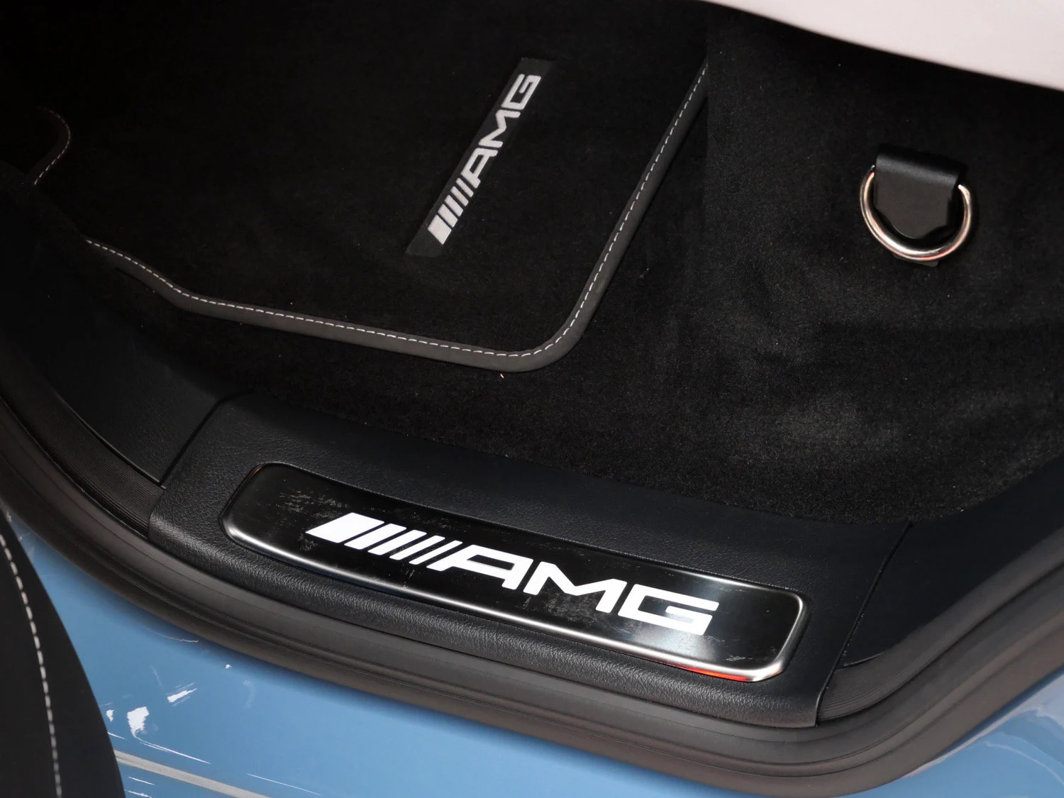 2026 Mercedes-AMG G 63 interior, door sill, Platinum White/Black