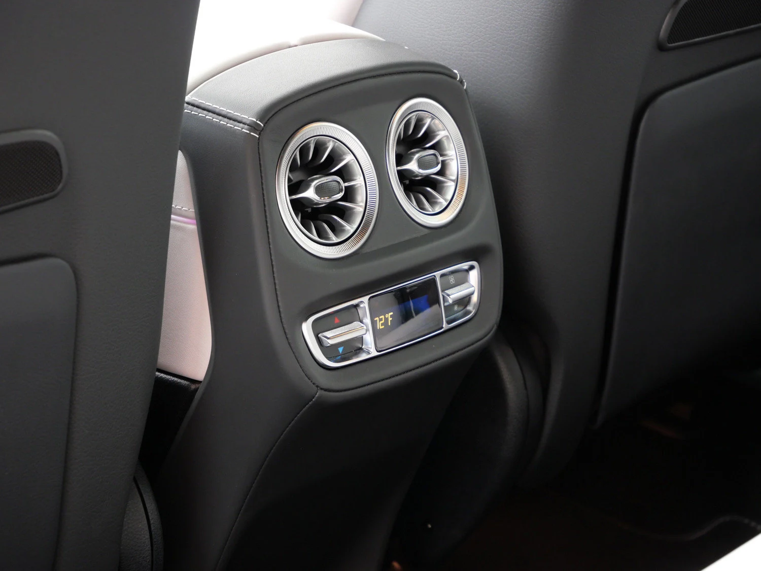 2026 Mercedes-AMG G 63 interior, Platinum White/Black