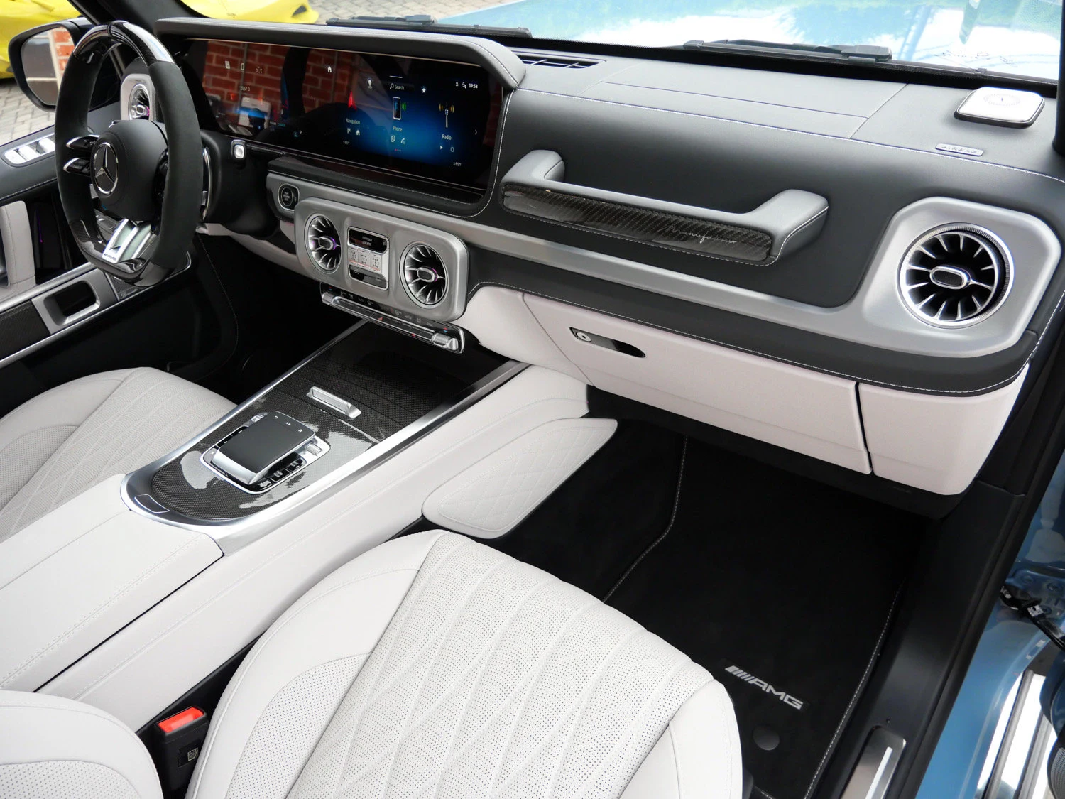 2026 Mercedes-AMG G 63 interior, Platinum White/Black