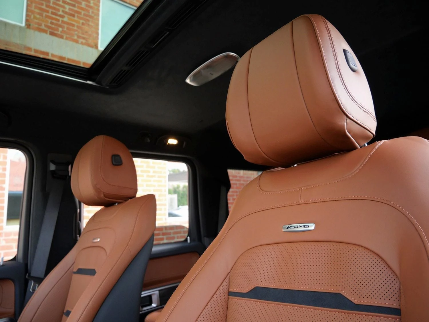 2026 Mercedes-AMG G 63 interior, seats, Saddle Brown/Black