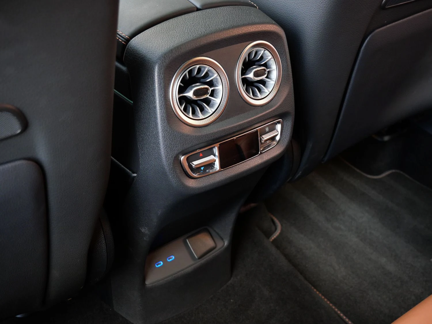 2026 Mercedes-AMG G 63 interior, Saddle Brown/Black