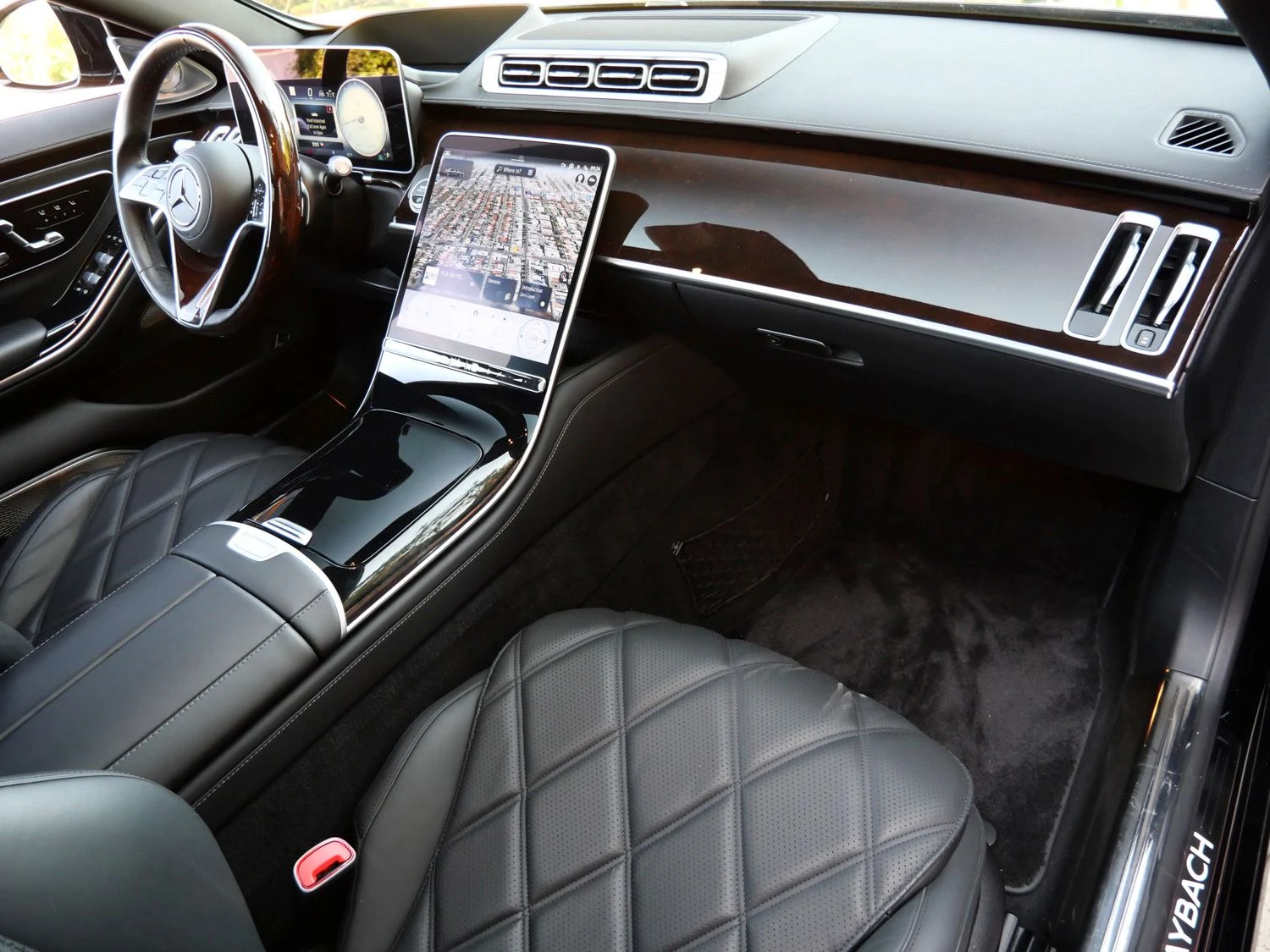 2024 Mercedes-Maybach S 580 interior, Black