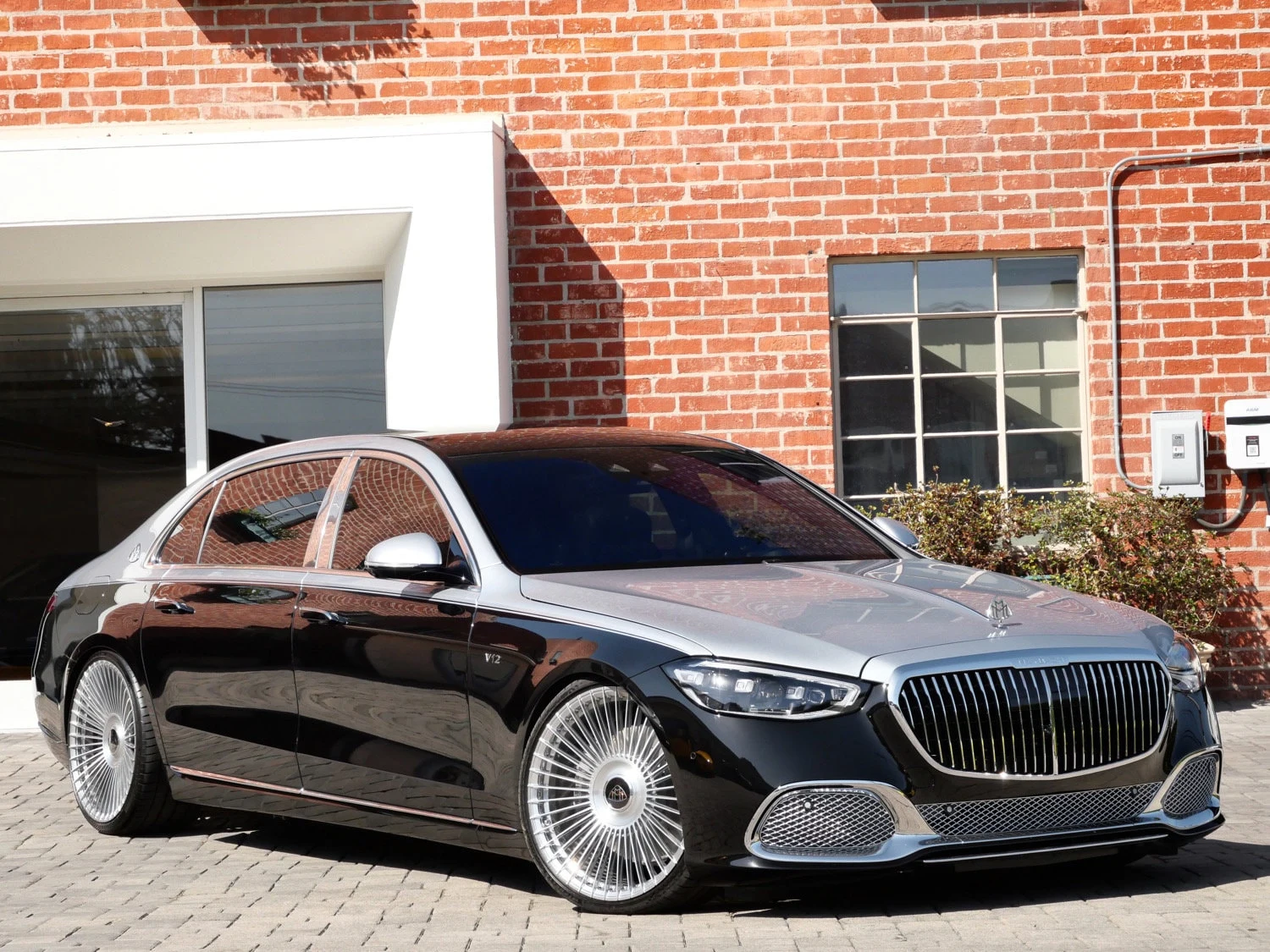 2024 Mercedes-Maybach S 680 for sale, exterior, Black