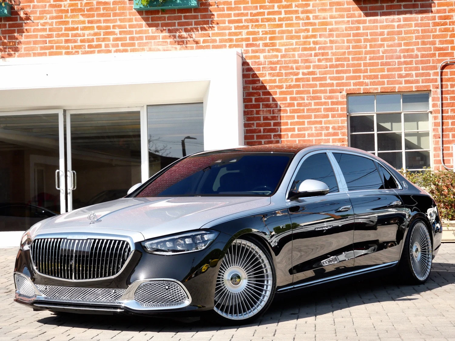 2024 Mercedes-Maybach S 680 for sale, exterior, Black