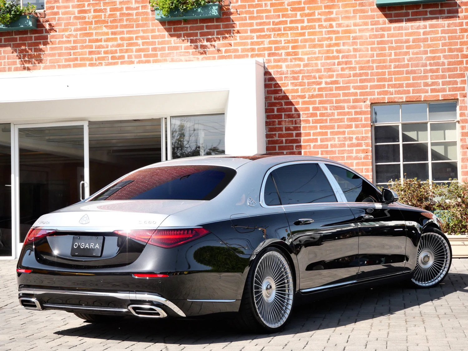 2024 Mercedes-Maybach S 680, rear three-quarter view, Black