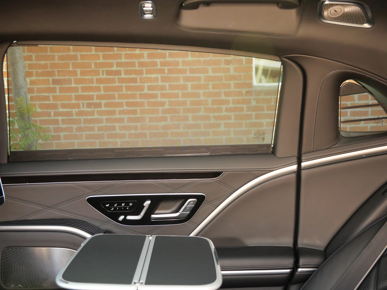2024 Mercedes-Maybach S 680 interior, door panel, Black
