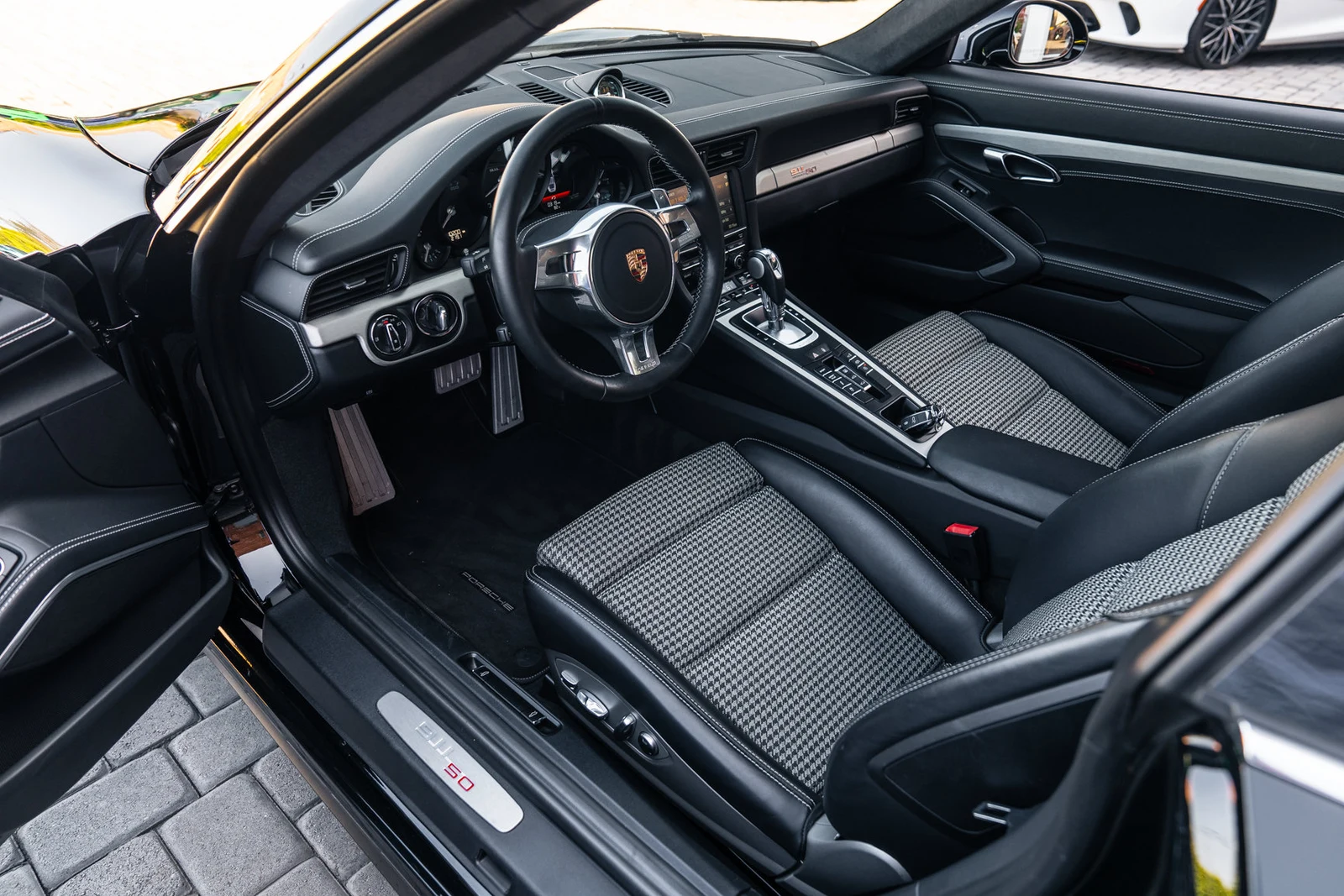 2014 Porsche 911 50th Anniversary Edition interior, Black