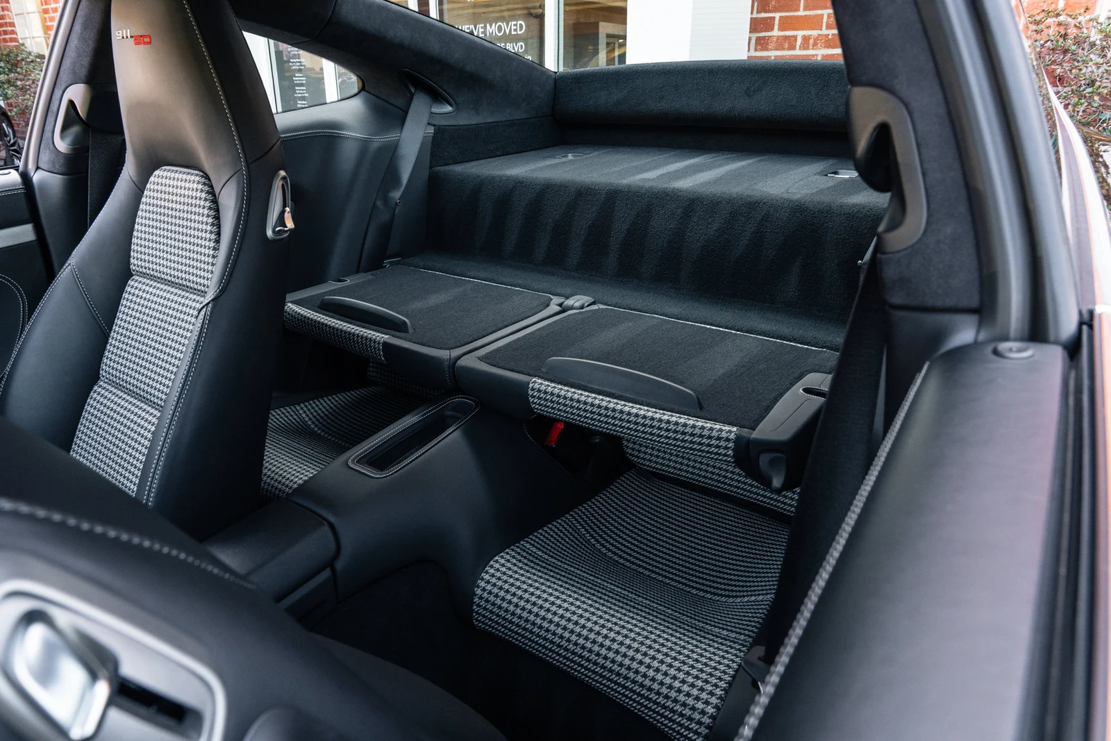 2014 Porsche 911 50th Anniversary Edition interior, seats, Black