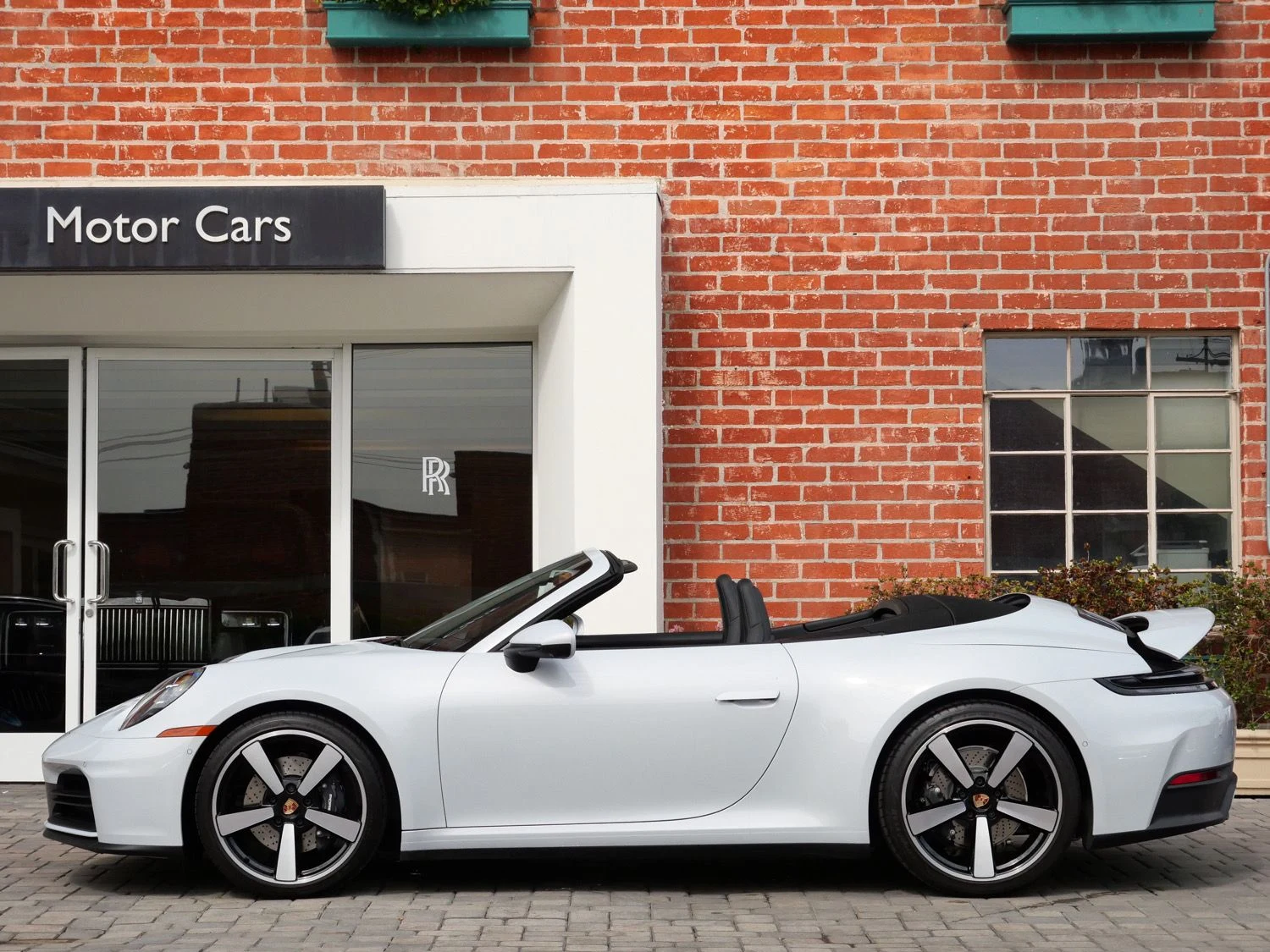 2025 Porsche 911 Carrera Cabriolet for sale, photo 4 of 27
