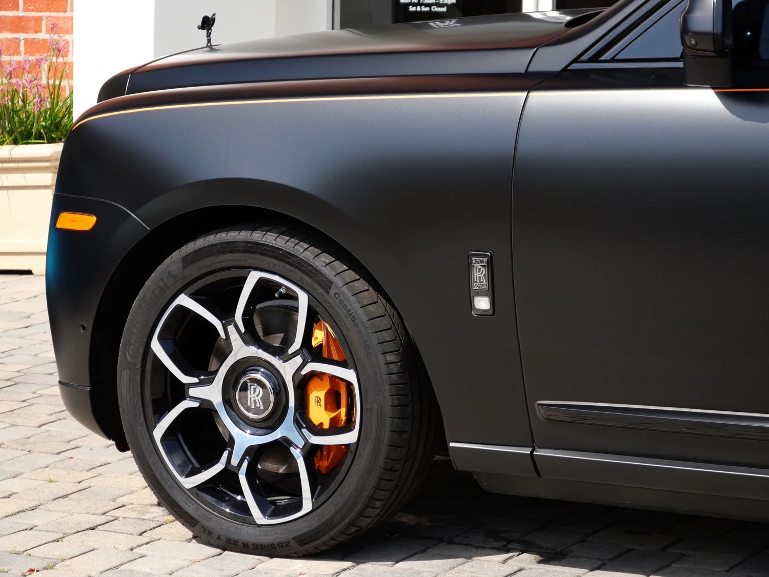 2023 Rolls-Royce Black Badge Cullinan for sale, exterior, Black