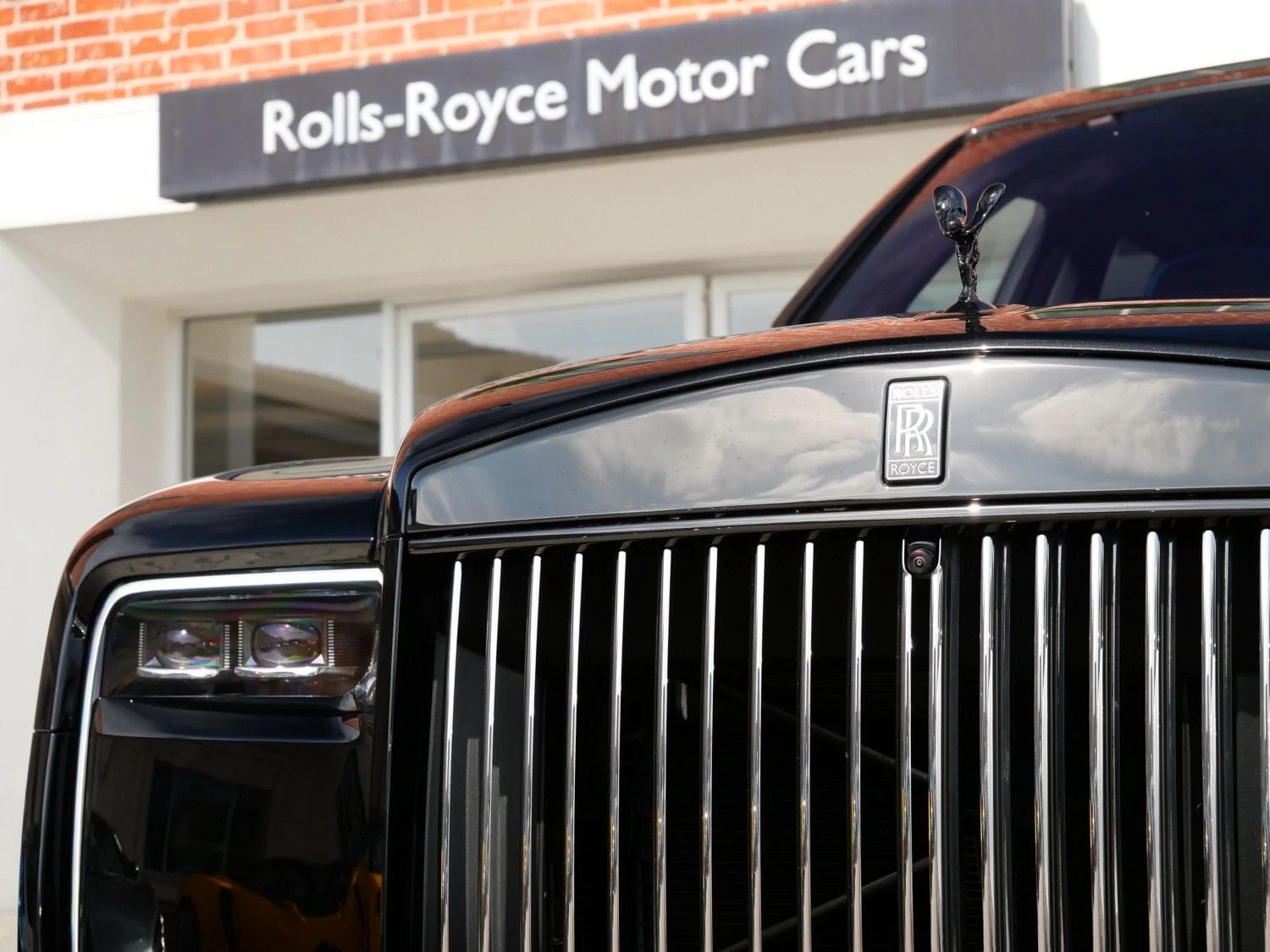 2027 Rolls-Royce Black Badge Cullinan for sale, exterior, Black
