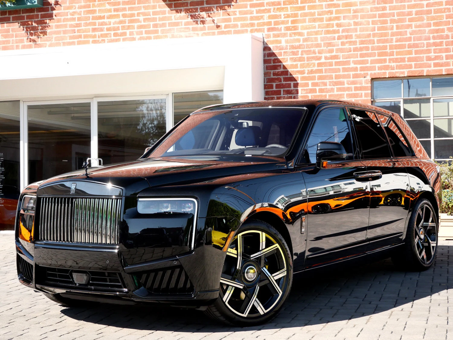 2027 Rolls-Royce Black Badge Cullinan for sale in Beverly Hills, California