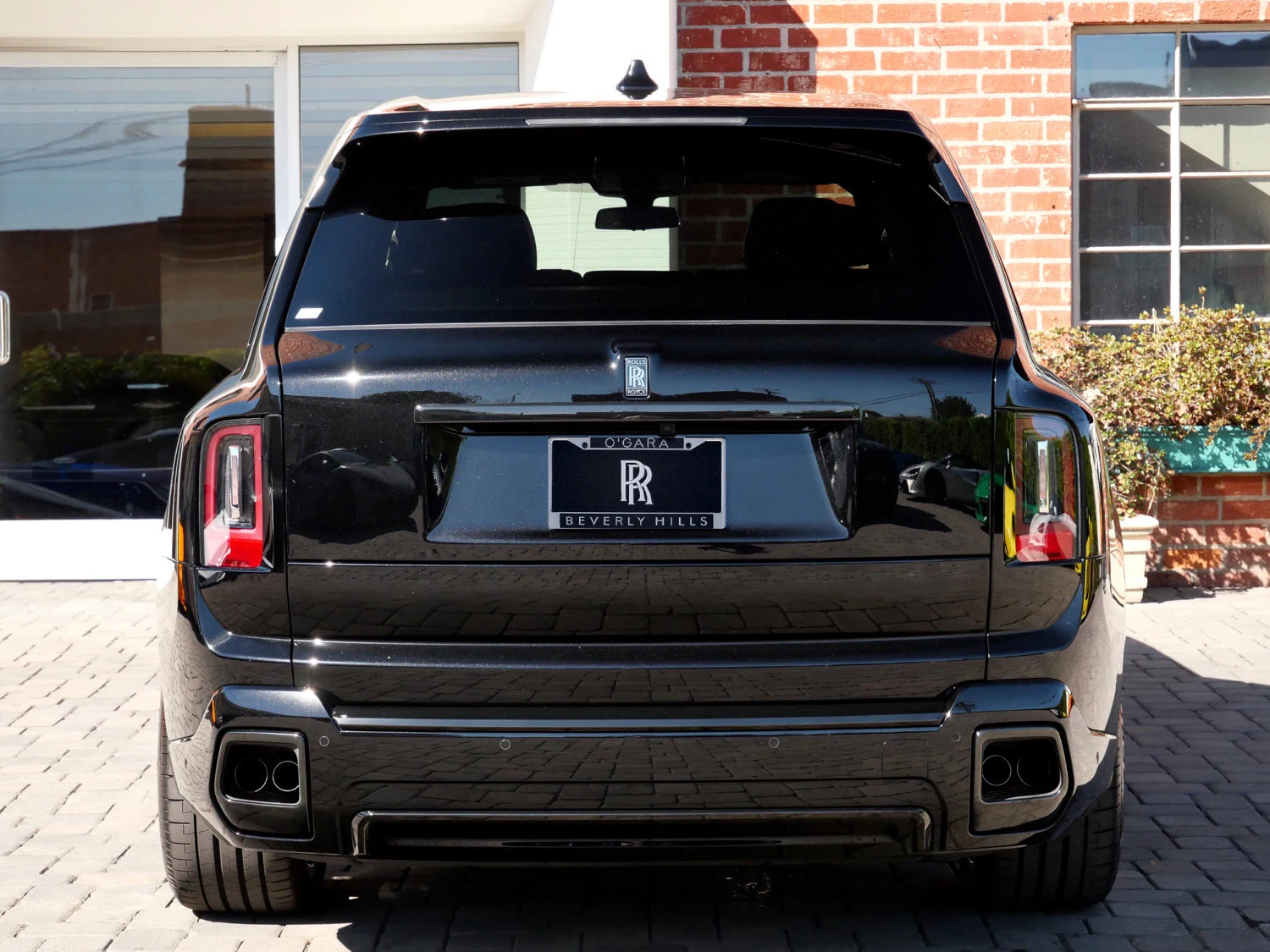 2027 Rolls-Royce Black Badge Cullinan for sale, exterior, Black