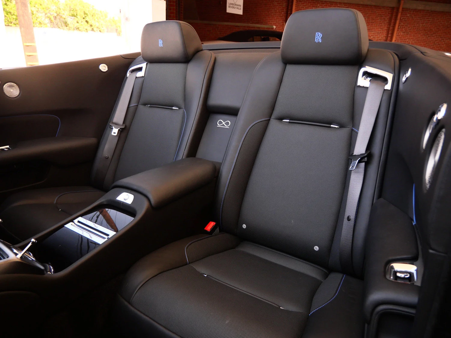 2018 Rolls-Royce Black Badge Dawn interior, seats, Black