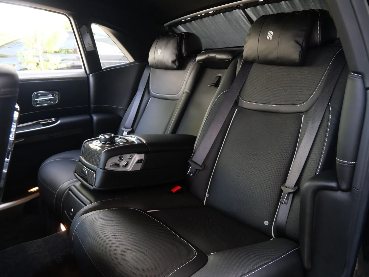 2019 Rolls-Royce Black Badge Ghost interior, seats, Black