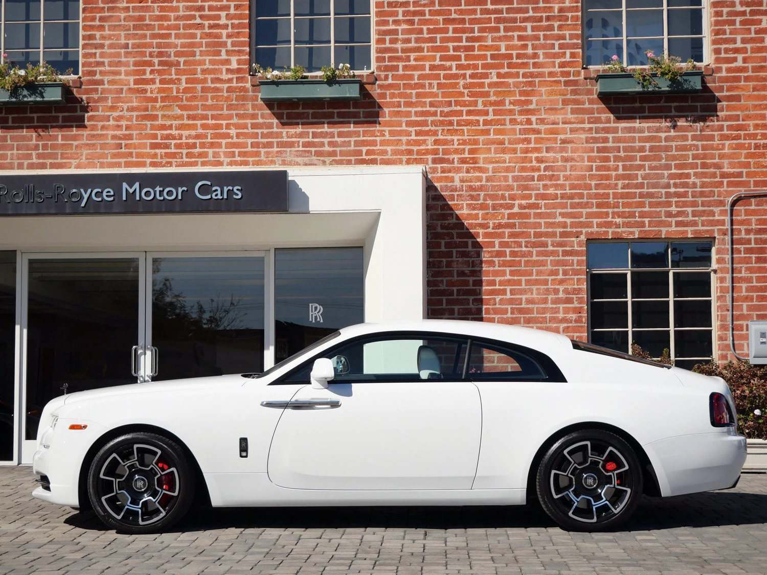 2021 Rolls-Royce Black Badge Wraith for sale, exterior, White