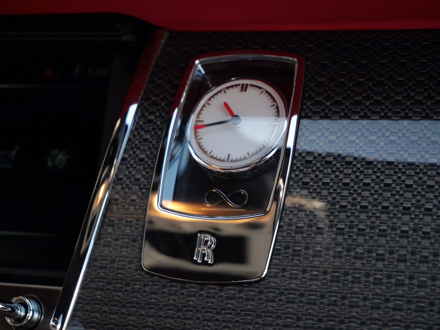 2021 Rolls-Royce Black Badge Wraith interior, center console, Arctic White