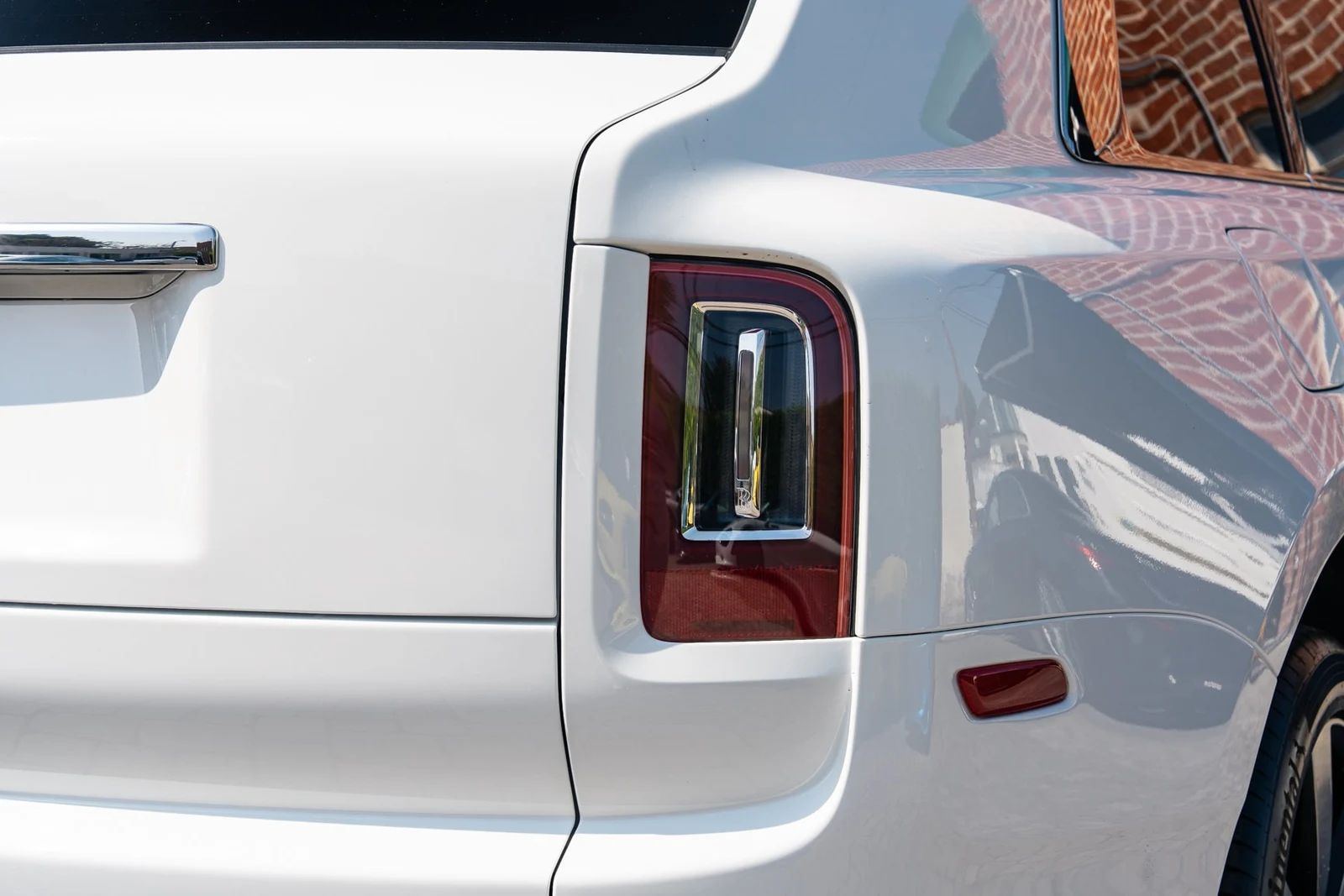 2023 Rolls-Royce Cullinan for sale, exterior, White
