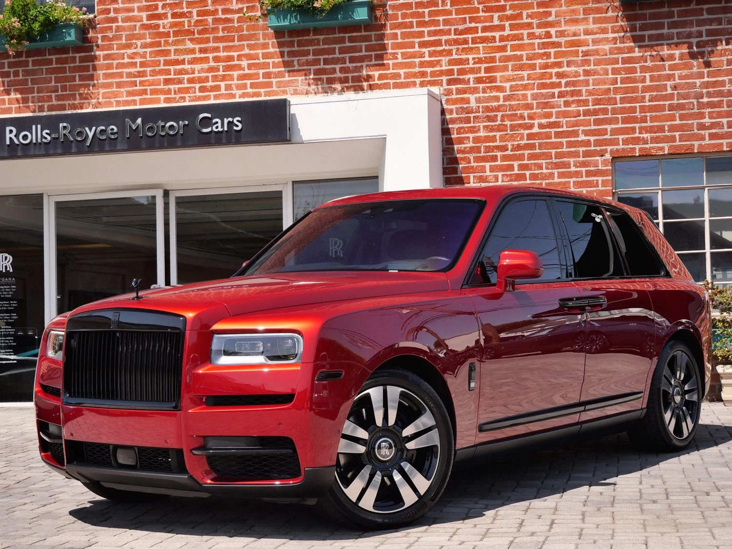 2023 Rolls-Royce Cullinan for sale, exterior, Red
